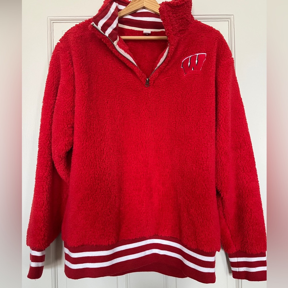 NWOT ZooZatz Red Wisconsin Fleece Quarter Zip ❤️